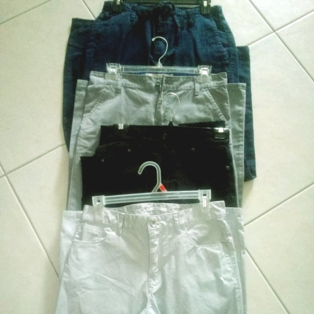 Mix & Match✨ 3 PANTS FOR $20: Ck, Levis, etc